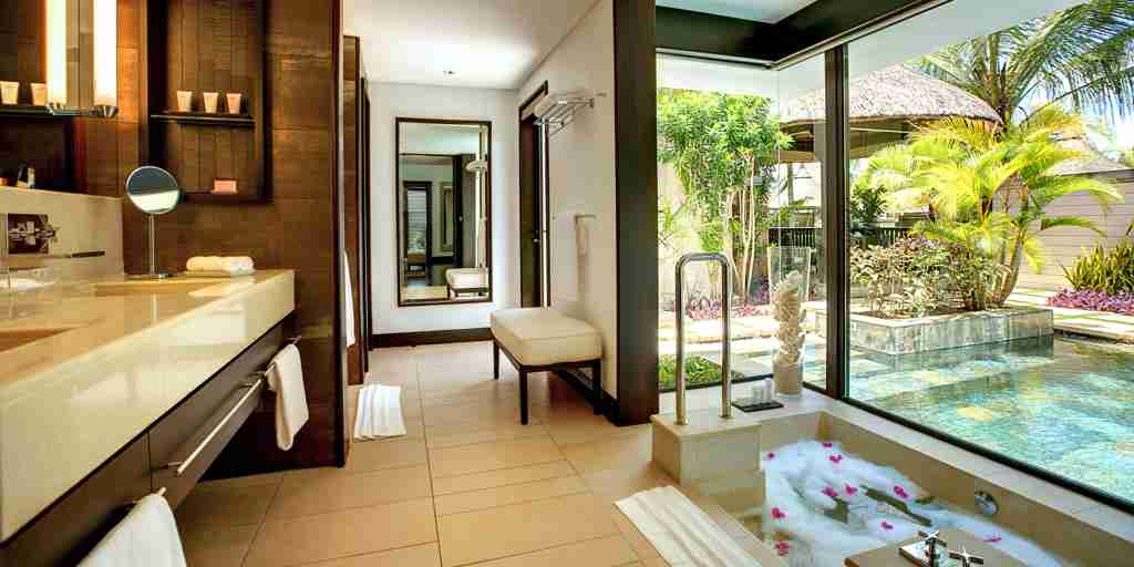 LBM Ocean Villa Bathroom 02
