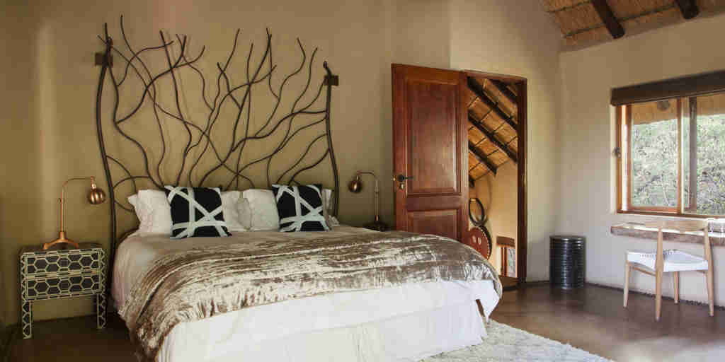 molori safari lodge double bedroom zambia yellow zebra safaris