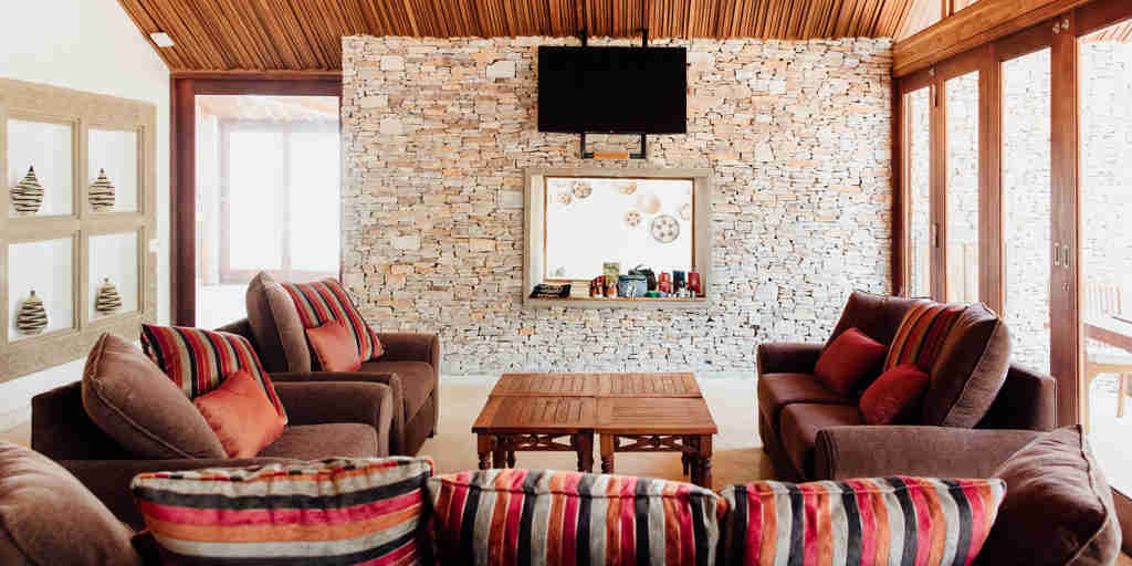 the retreat lounge rwanda yellow zebra safaris