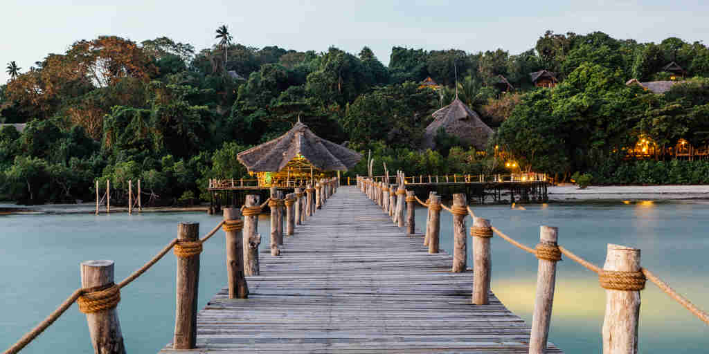 Luxury Beach Resorts & Hotels in Tanzania