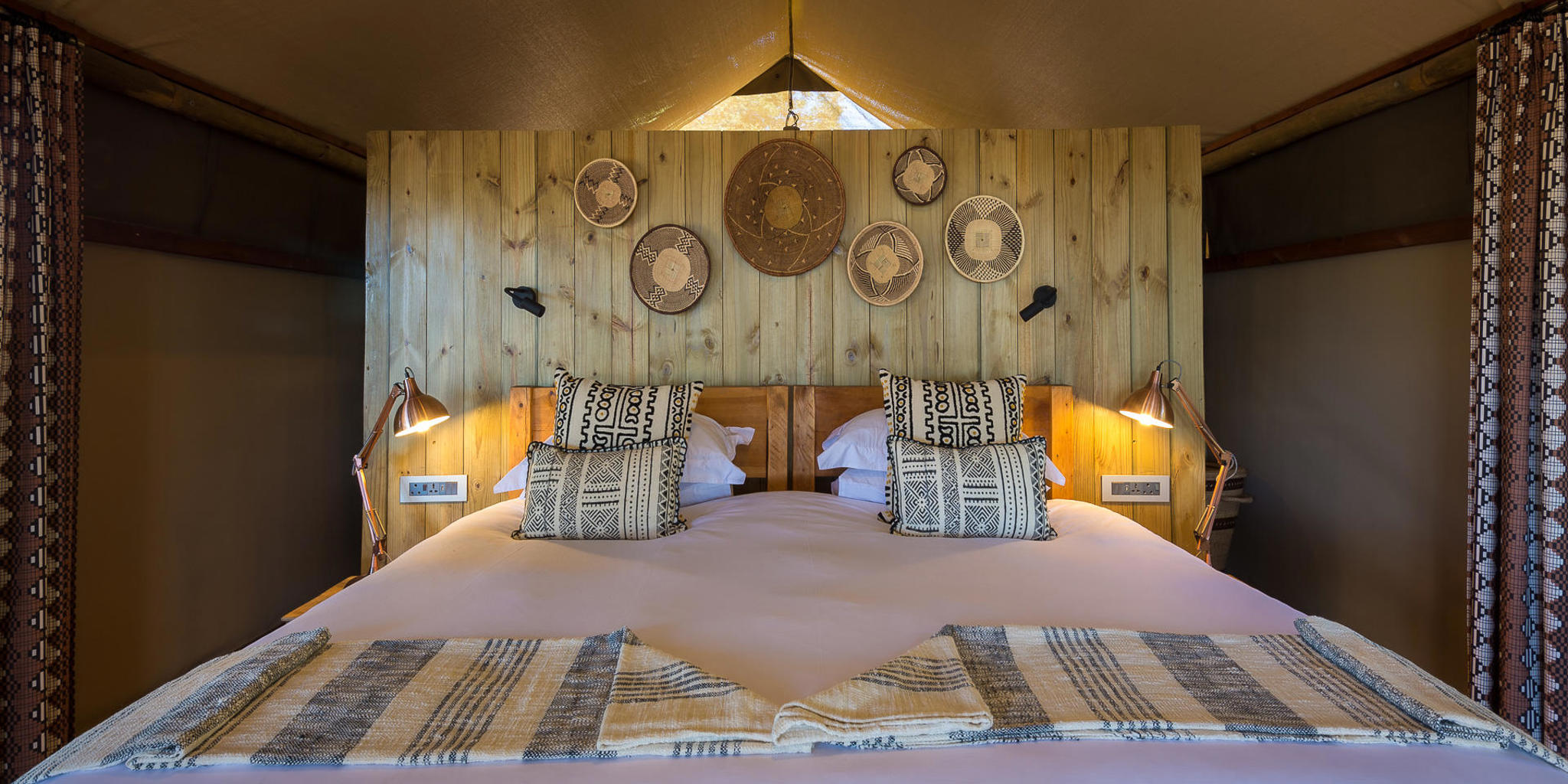 Bedroom, Little Makalolo, Hwange NP, Zimbabwe