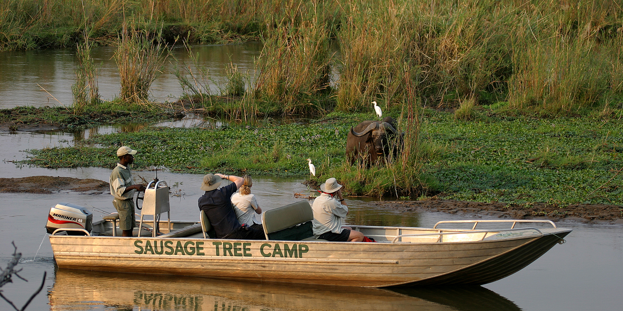 boat cruise, boating safaris, zambia holidays
