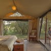 Encounter Mara guest room interior Stevie Mann 1 MR (1)