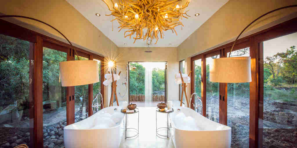 Bush Lodge   Luxury Villa   Bathroom