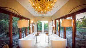 Bush Lodge   Luxury Villa   Bathroom