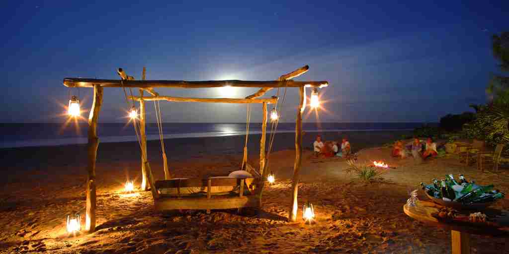 swing bed, che shale, malindi and watamu beach, kenya