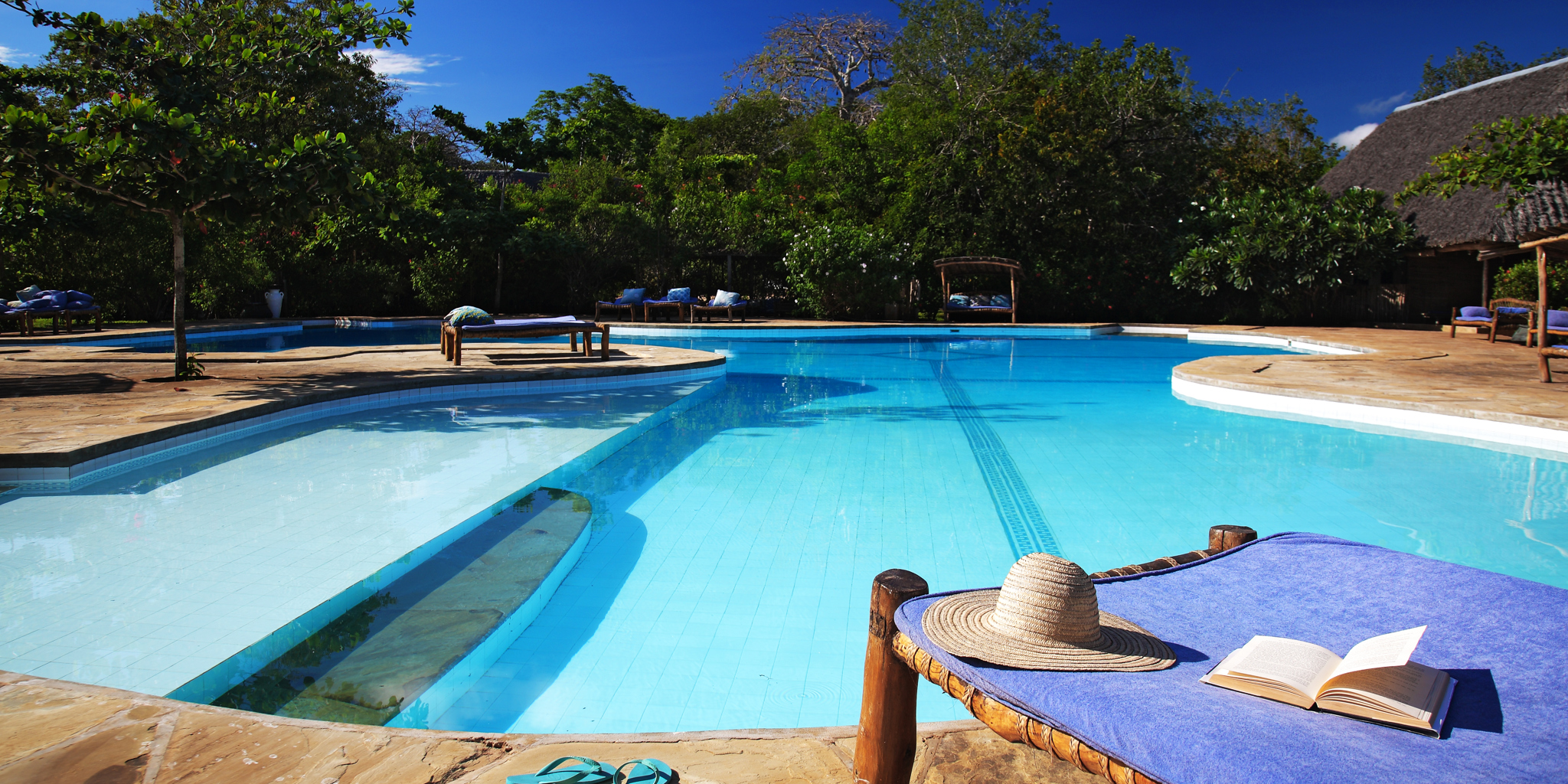 Kinondo Kwetu Big Pool kopia