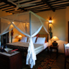 Kinondo Kwetu Family room Mama Taa kopia