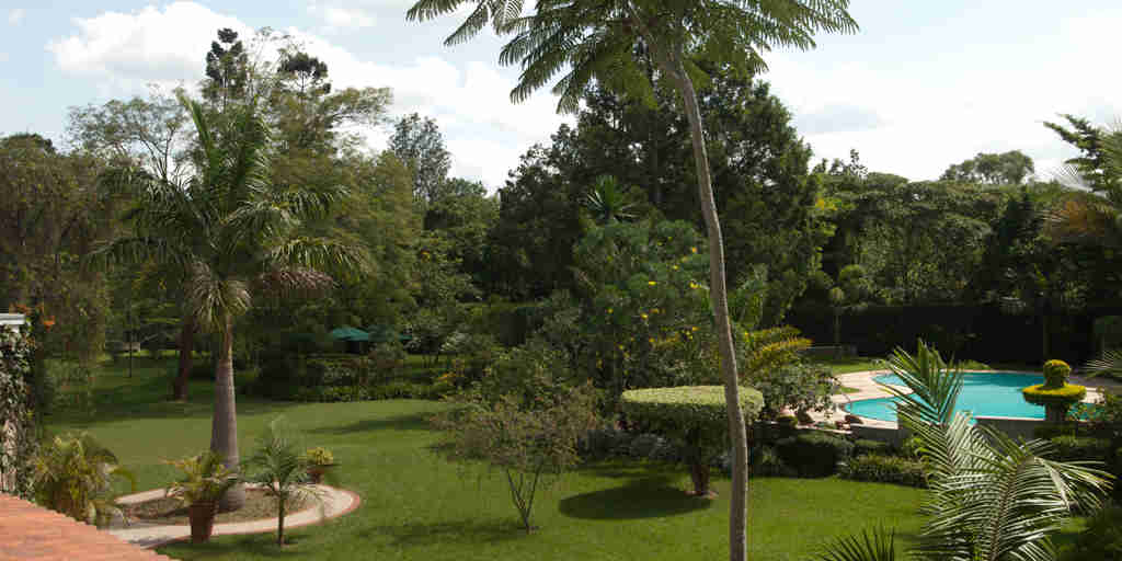 House of Waine Garden and Pool
