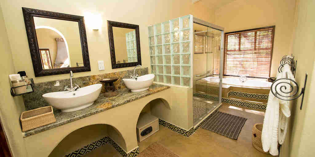 18. Imvelo Safari Lodges   Camelthorn Lodge   Forest Villa Bathroom