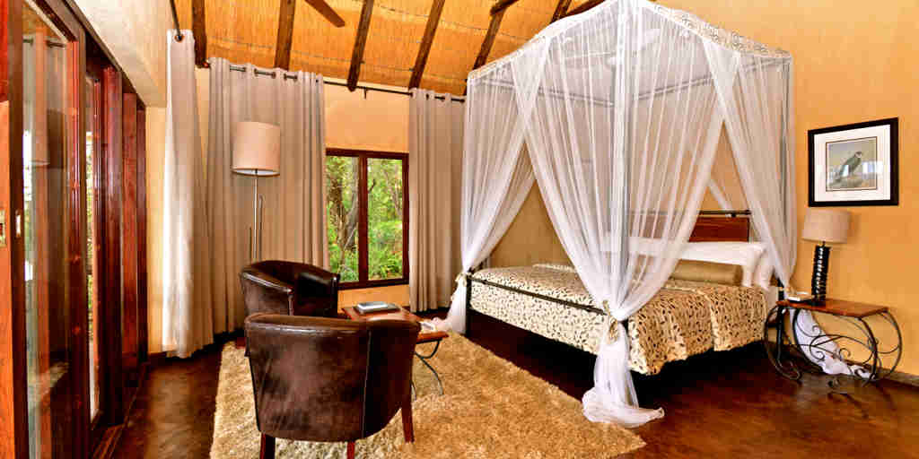 18. Imvelo Safari Lodges    Gorges Lodge  Refurbed Room