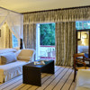 4 Honeymoon Suite 02