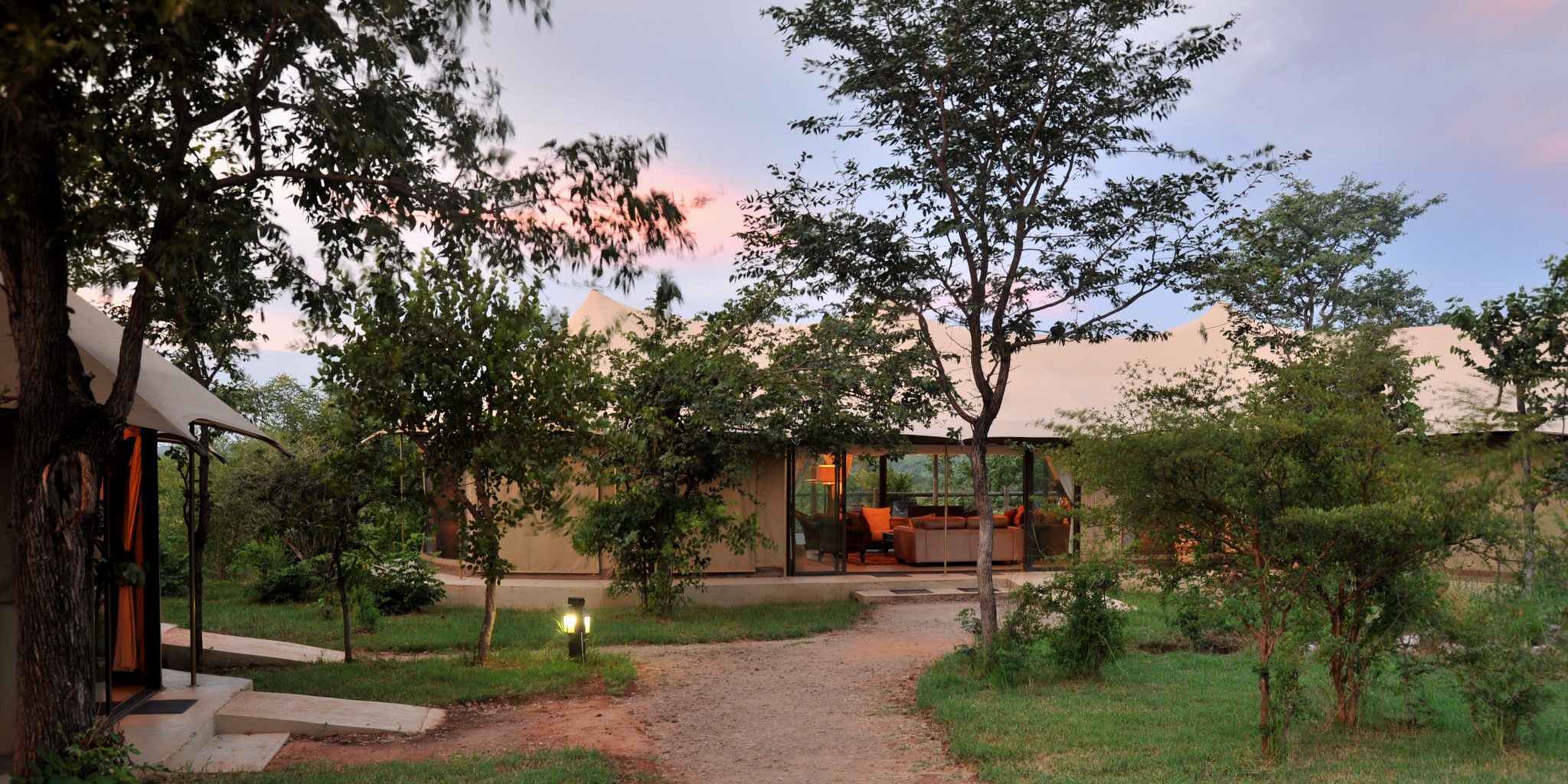 THE ELEPHANT CAMP ARRIVAL