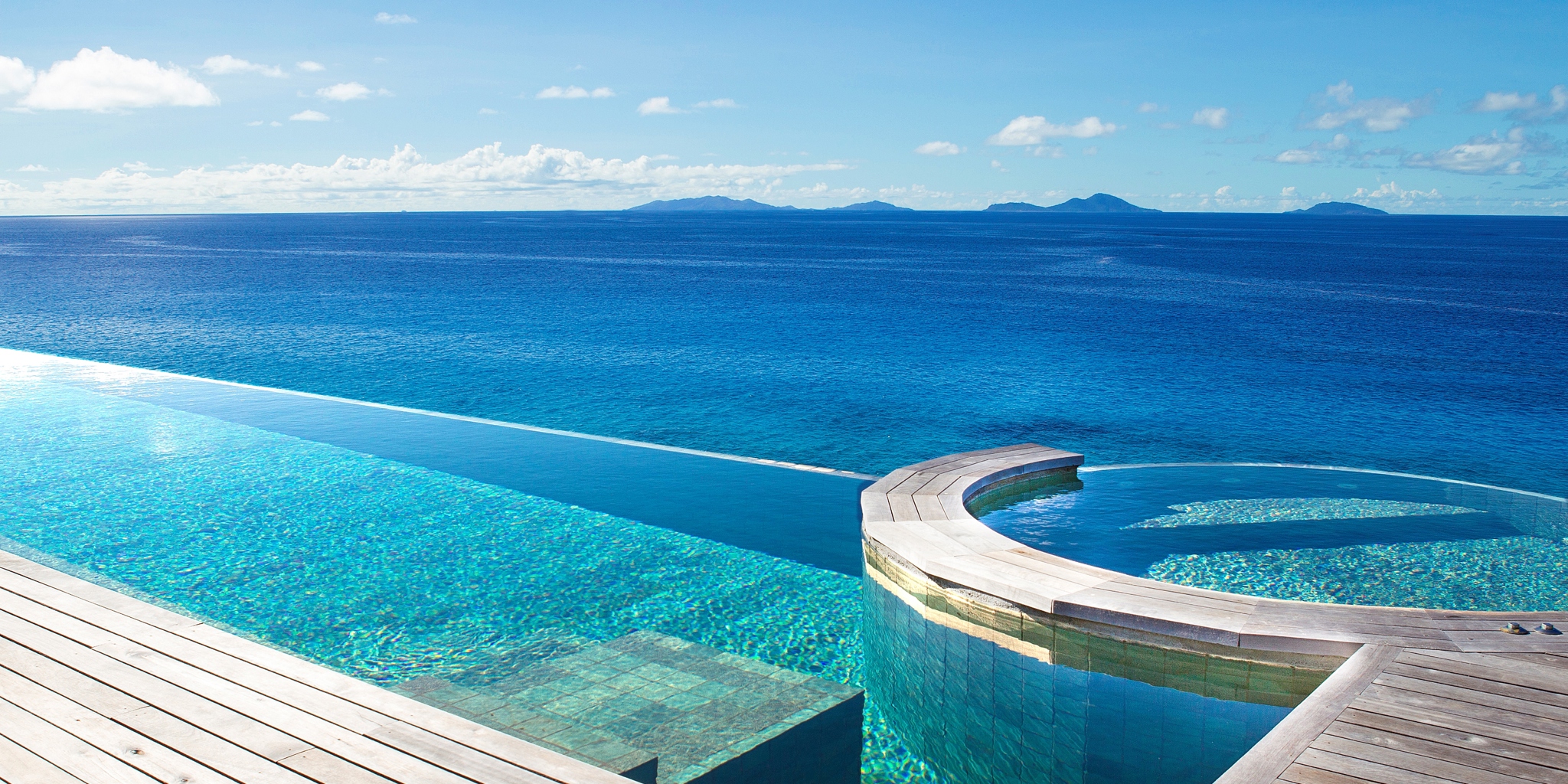 Private Pool Residence 2