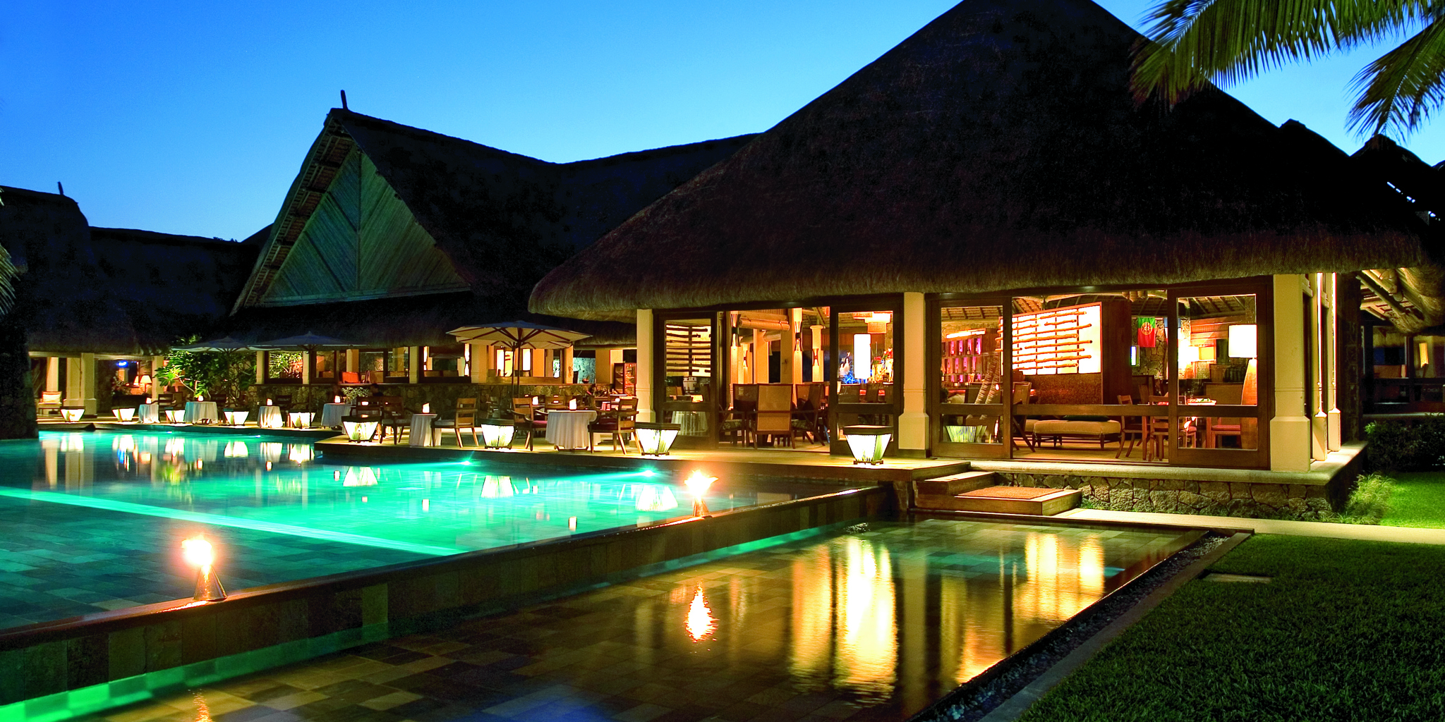belle mare plage pool bar 1