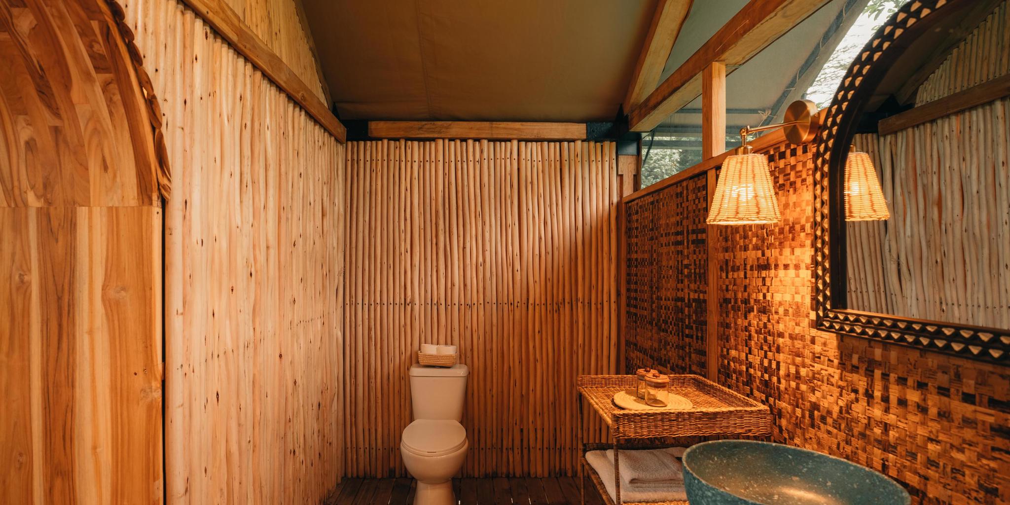 Bathroom, Wayo Manyara, Lake Manyara, Tanzania