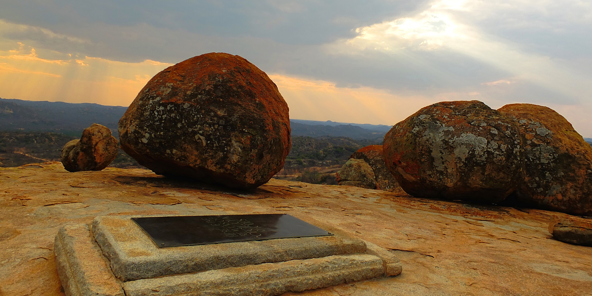 viewpoint, matobo national park, zimbabwe safaris