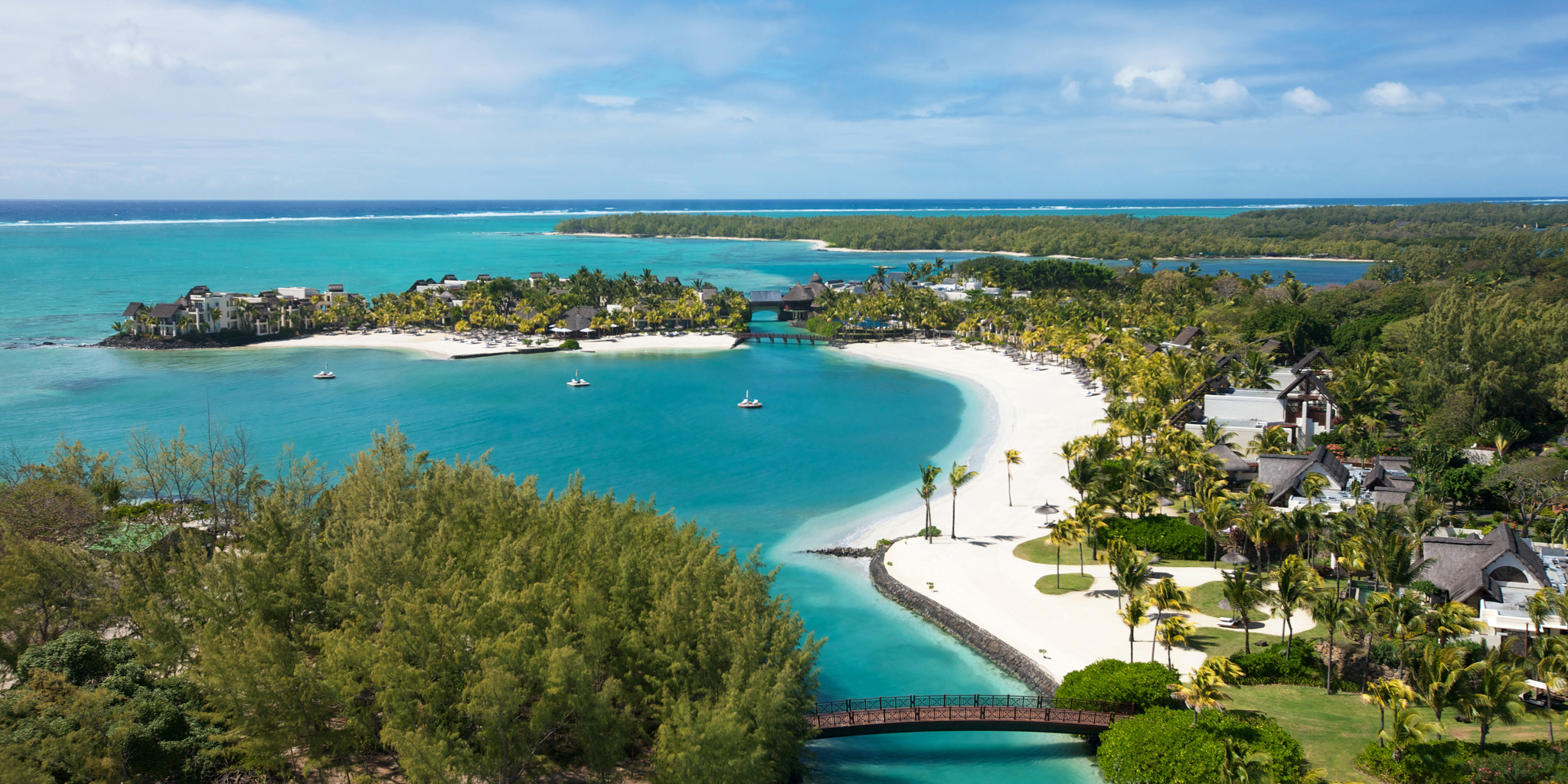 Aerial View Full Resort2