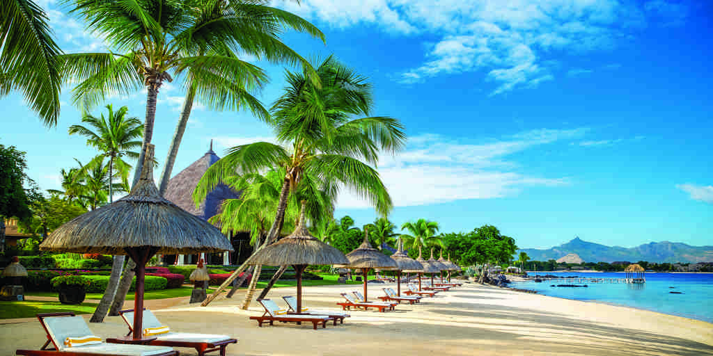 sun loungers, oberio beach, north coast mauritius safaris
