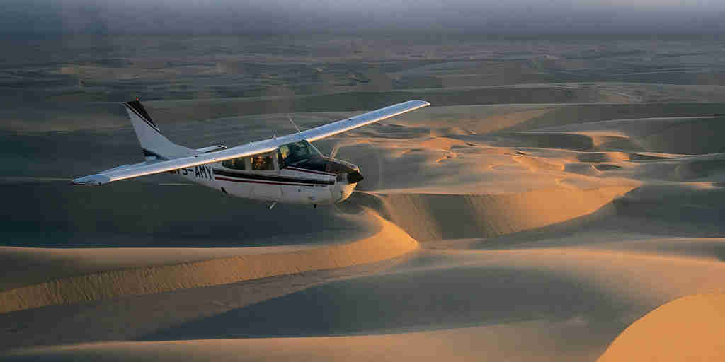 flying safaris, the skeleton coast, namibia vacations