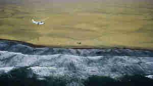 flying over the skeleton coast, namibia safaris
