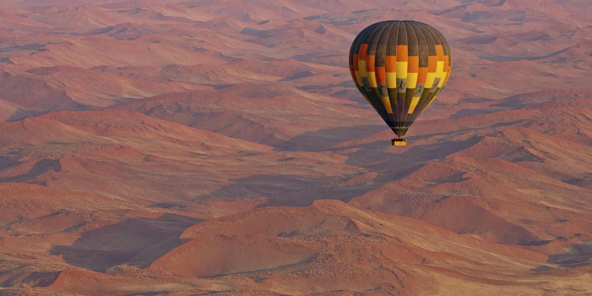 ballooning over sossusvlei, namibia safari vacations