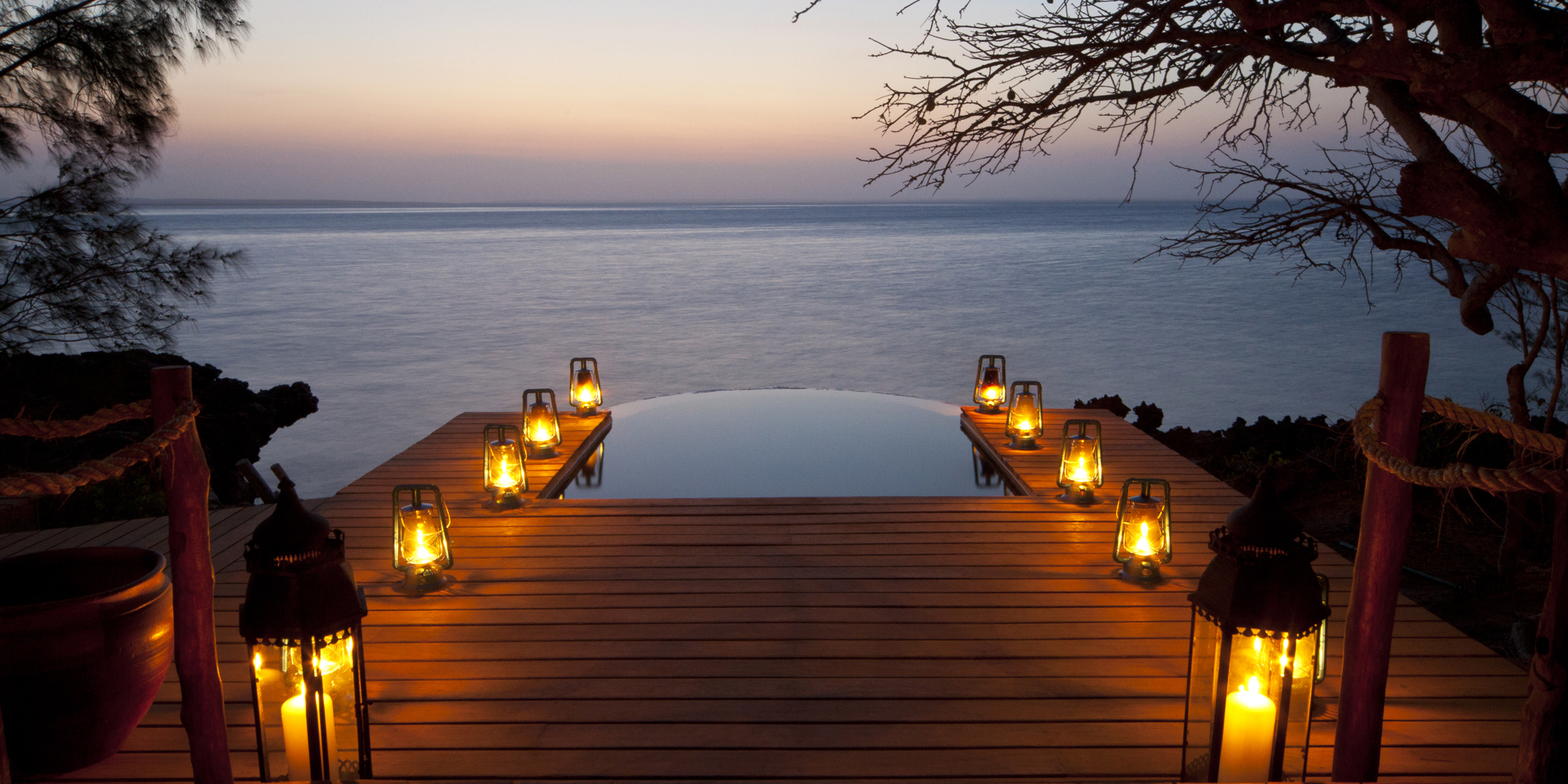 Azura Quilalea Villa Quilalea plunge pool sunset
