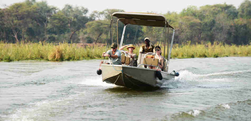 boat in the lower zambezi national park, zambia safaris