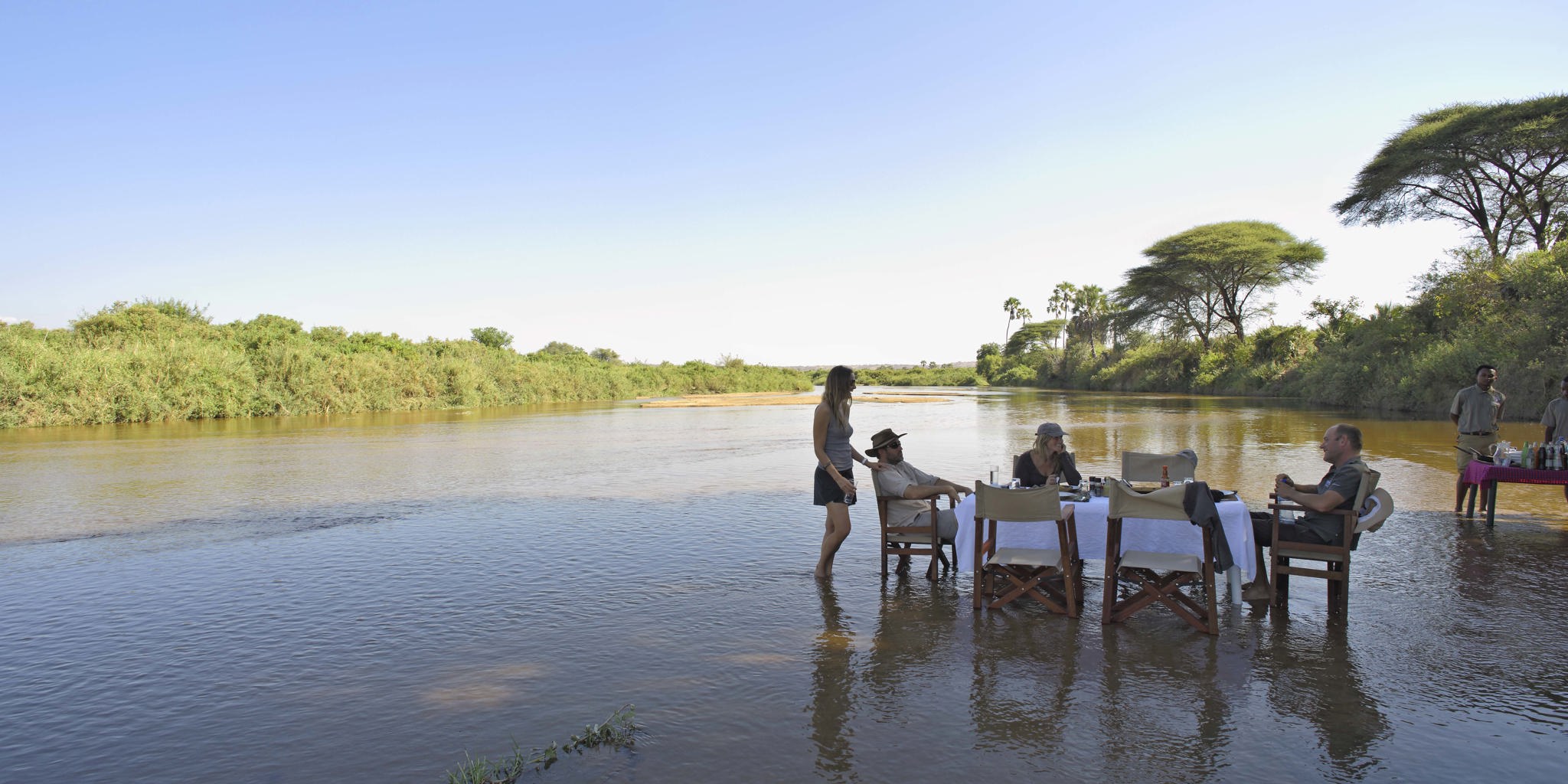 Lunch in the Ruaha river, Tanzania safaris