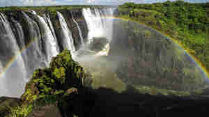 rainbow over victoria falls, zimbabwe safaris
