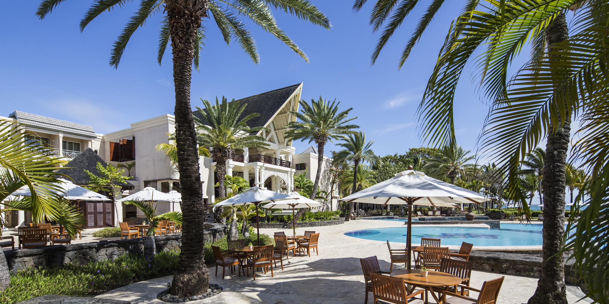 TRMA The Verandah Overlooking The Pool MK1309
