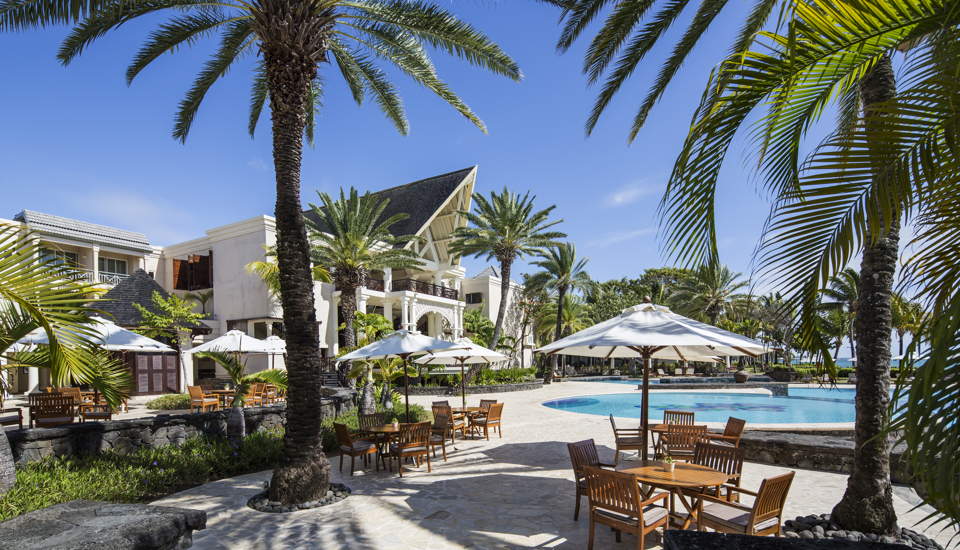 TRMA The Verandah Overlooking The Pool MK1309