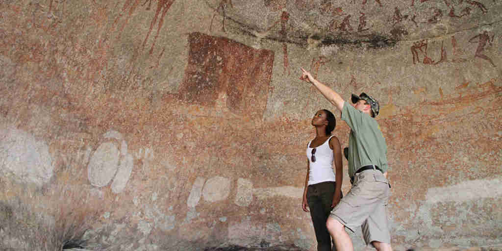 rock paintings, matobo national park, zimbabwe safaris