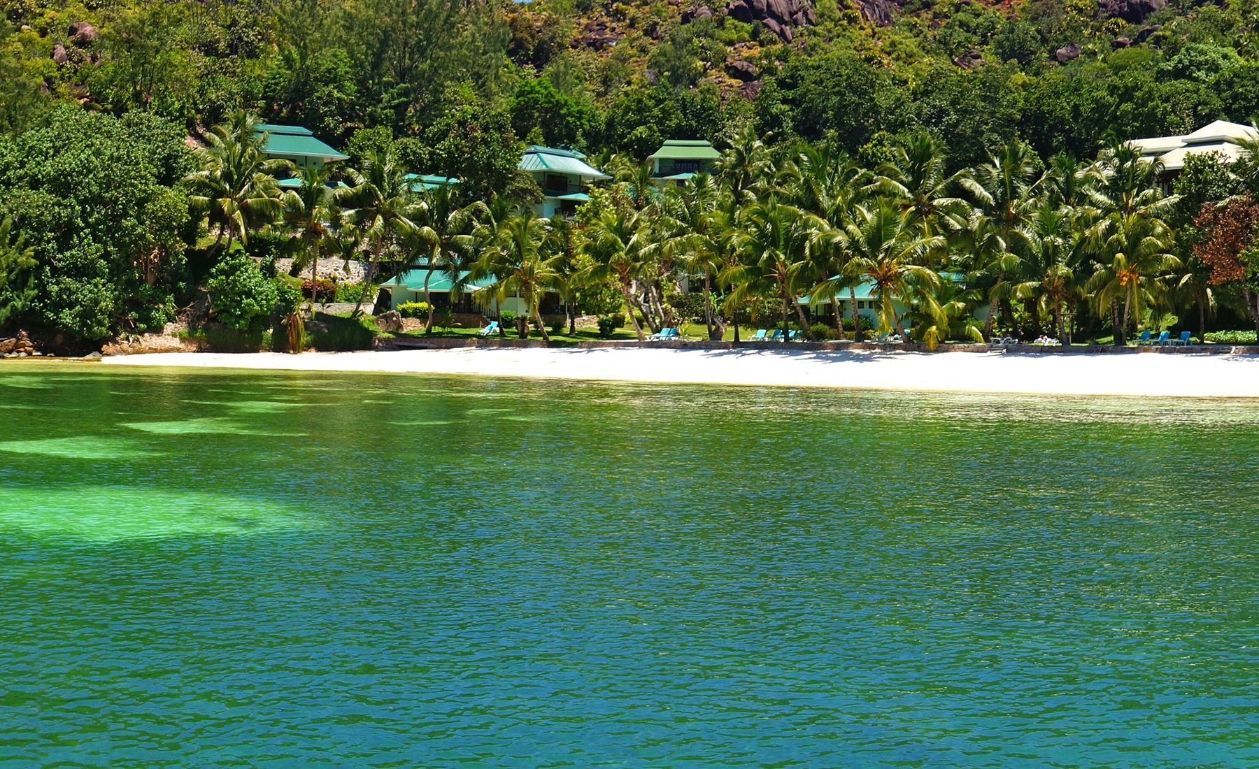 Beach hotel panoramic2