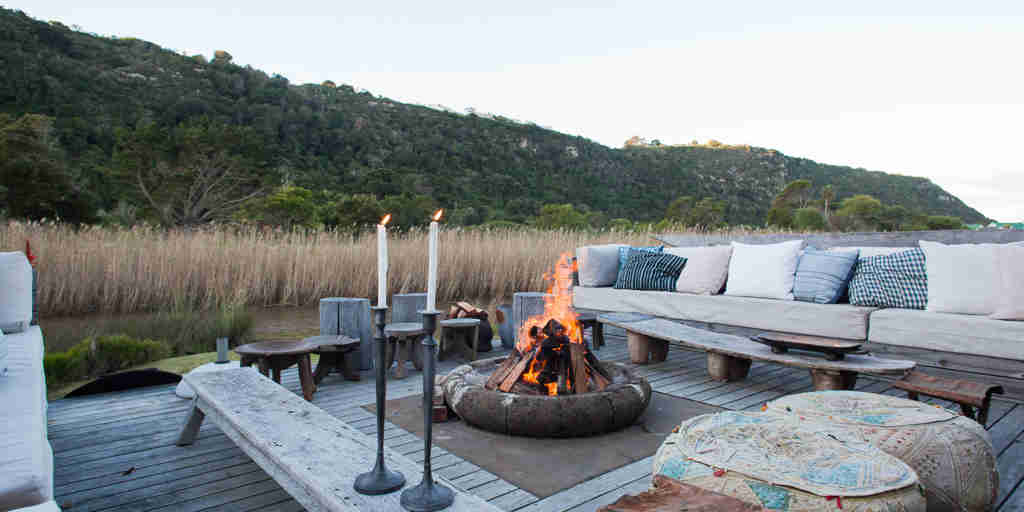 camp fire, the river house, plettenberg bay, south africa safaris