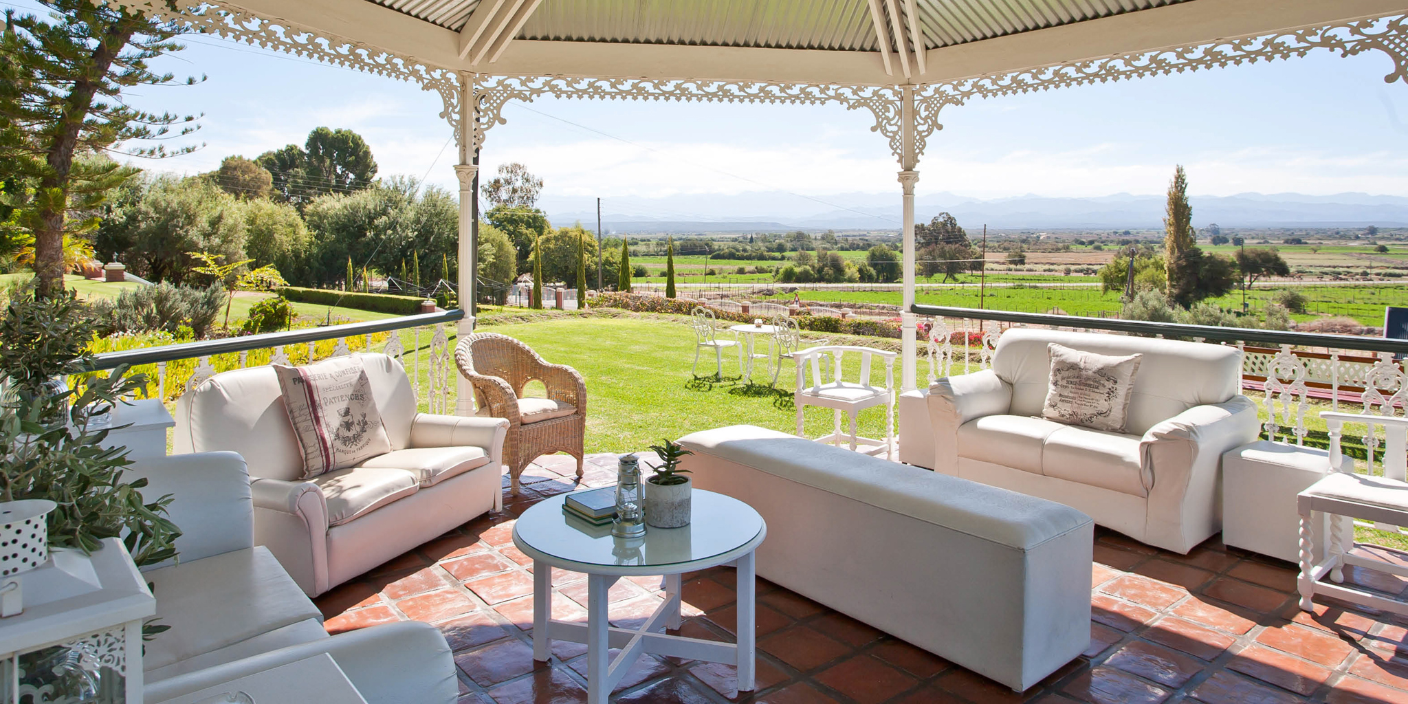 La Plume   Gazebo
