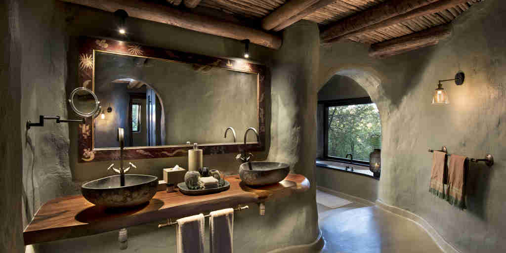 Guest suites at Phinda Rock Lodge (7)