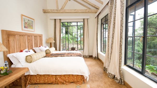 Clouds Bedroom 2