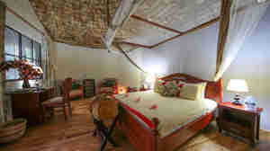 Honeymoon suite bedroom (2)