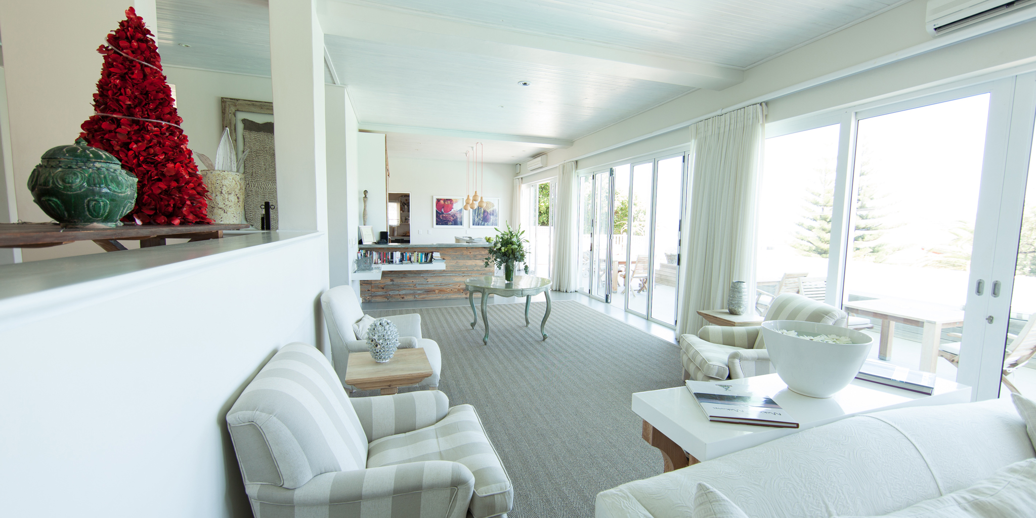Lounge 1