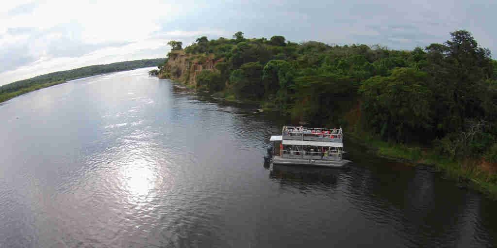 boat safaris, murchison falls national park, uganda holidays