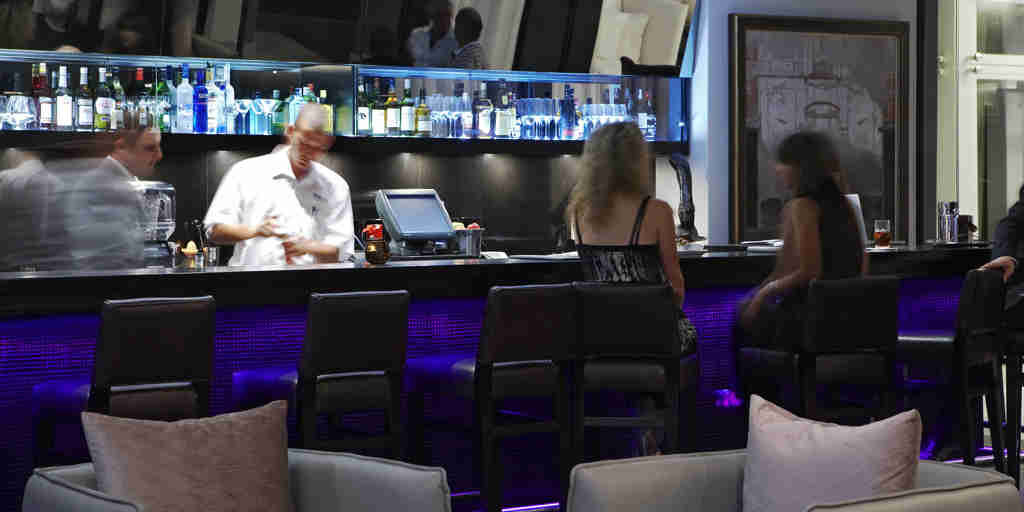 Dash Restaurant Wine Bar