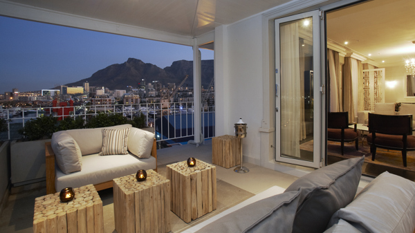 1304 Presidential Suite Balcony2
