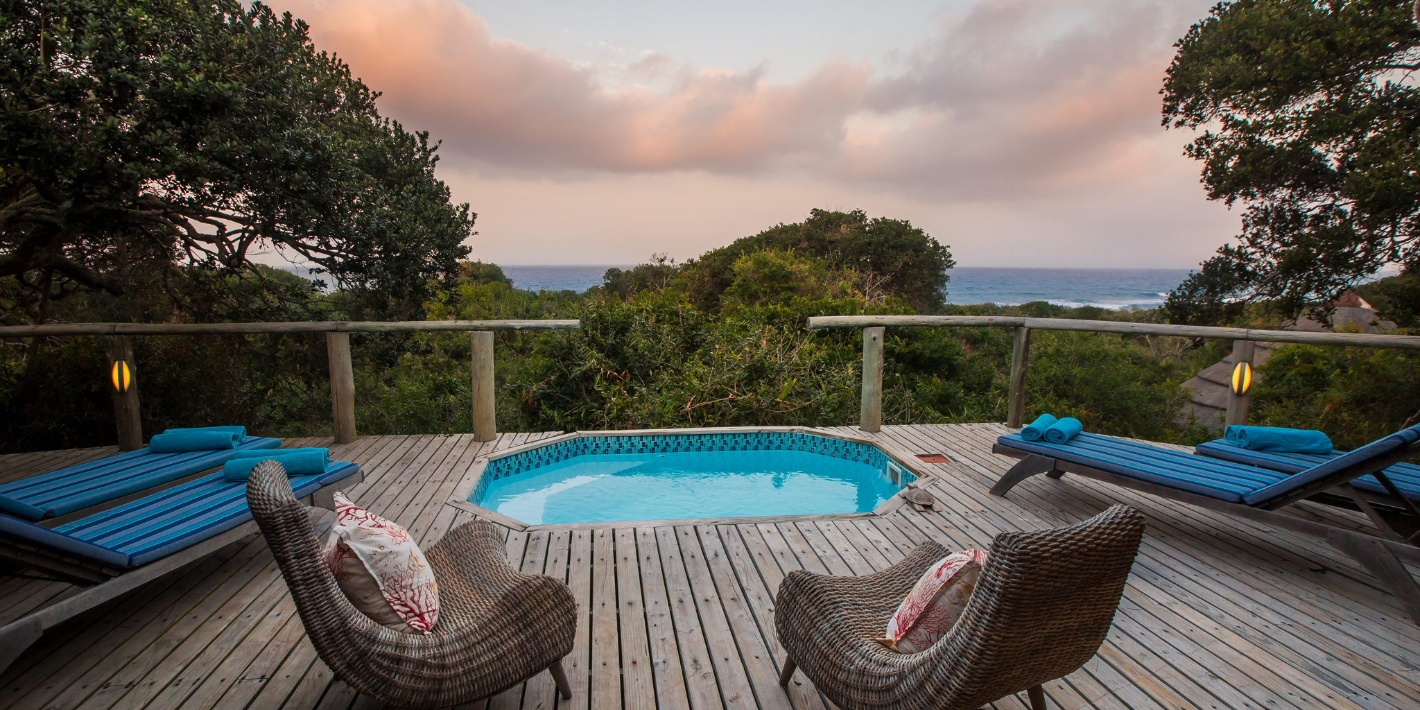2017 09 29 ad1a4948 deluxe ocean view deck