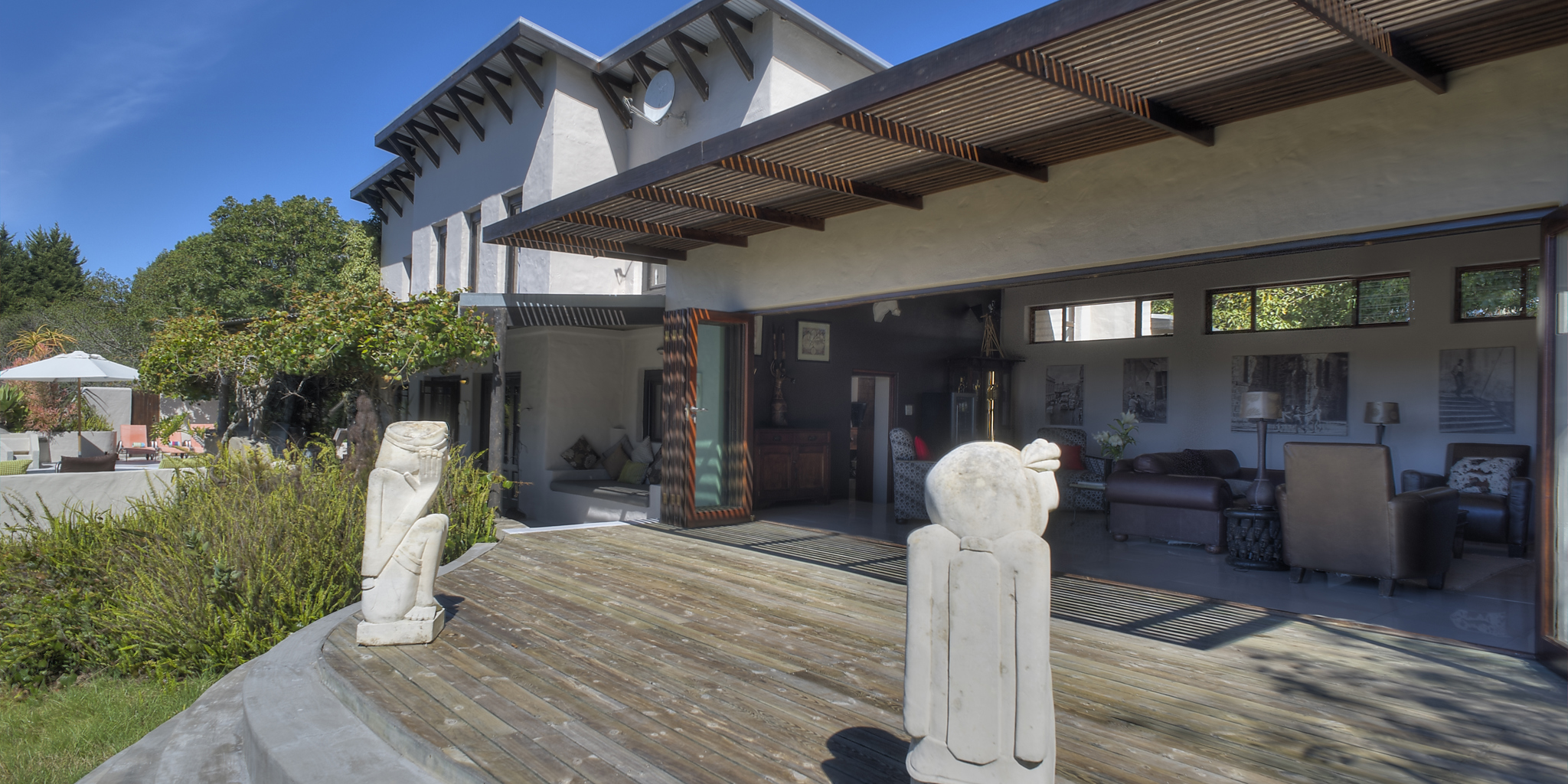 Villa lounge deck