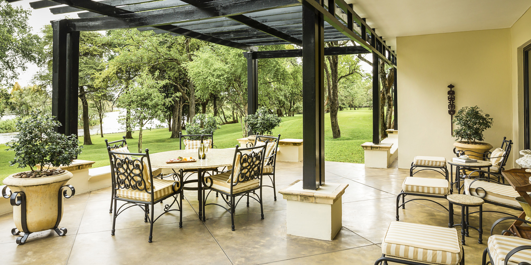 75002975 H1 RL PresidentialSuite Terrace G A H