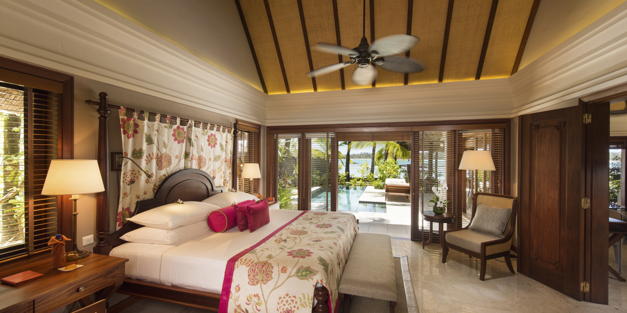 prince maurice 2016 ab princely villa master bedroom 01