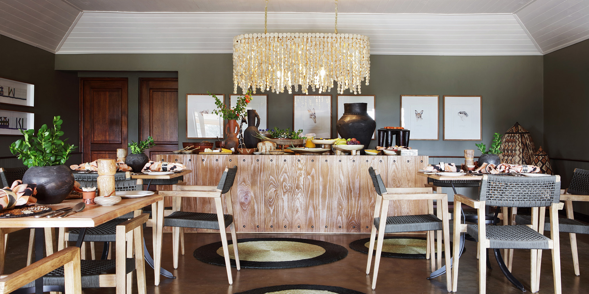 Lodge dining