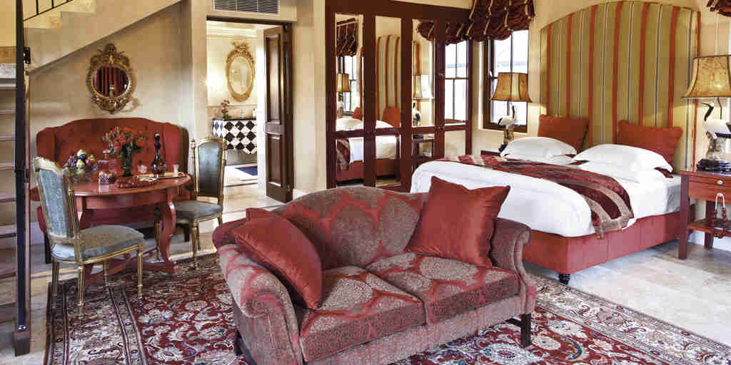 The Royal Portfolio la Residence Villa Suite 2 Lounge 