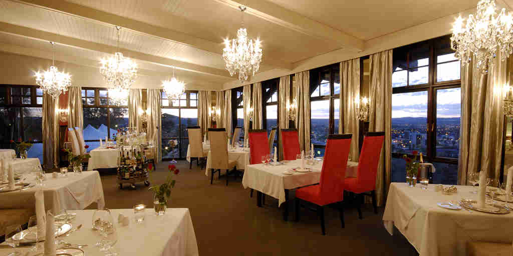 Heinitzburg hotel restaurant